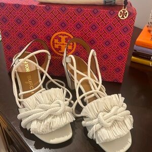 Tory Burch size 7 off white colored shoes